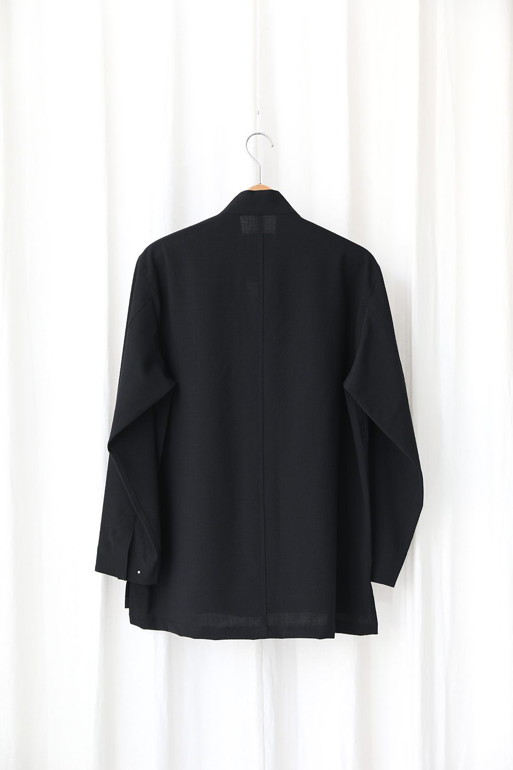 White Mountaineering」SEERSUCKER HANTEN SHIRT | ANOTHER LOUNGE