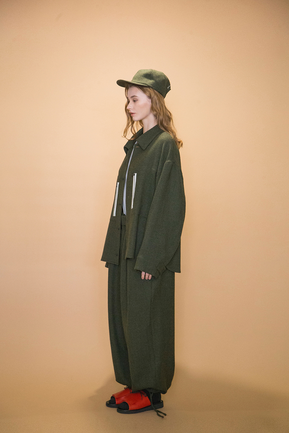 WOOL TWILL TUCK WIDE PANTS | ANOTHER LOUNGE