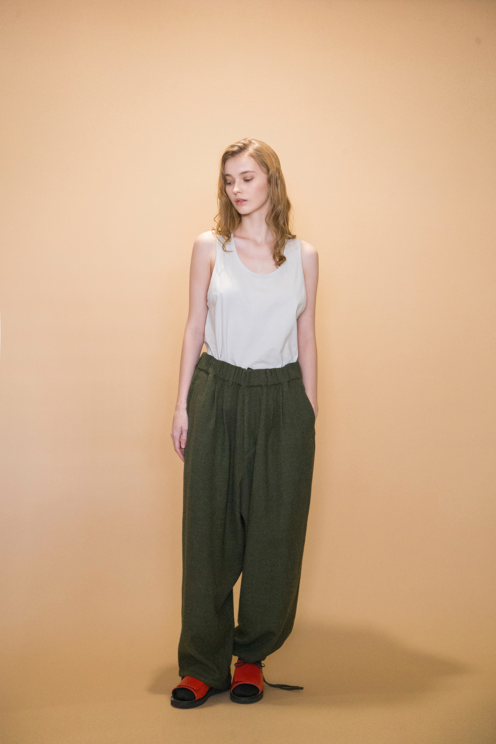 WOOL TWILL TUCK WIDE PANTS | ANOTHER LOUNGE