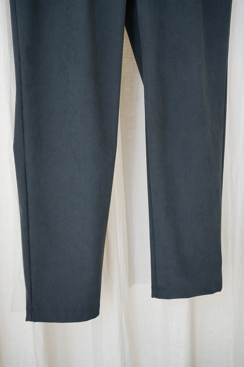 TRICOT CORDUROY TAPERED PANTS | ANOTHER LOUNGE