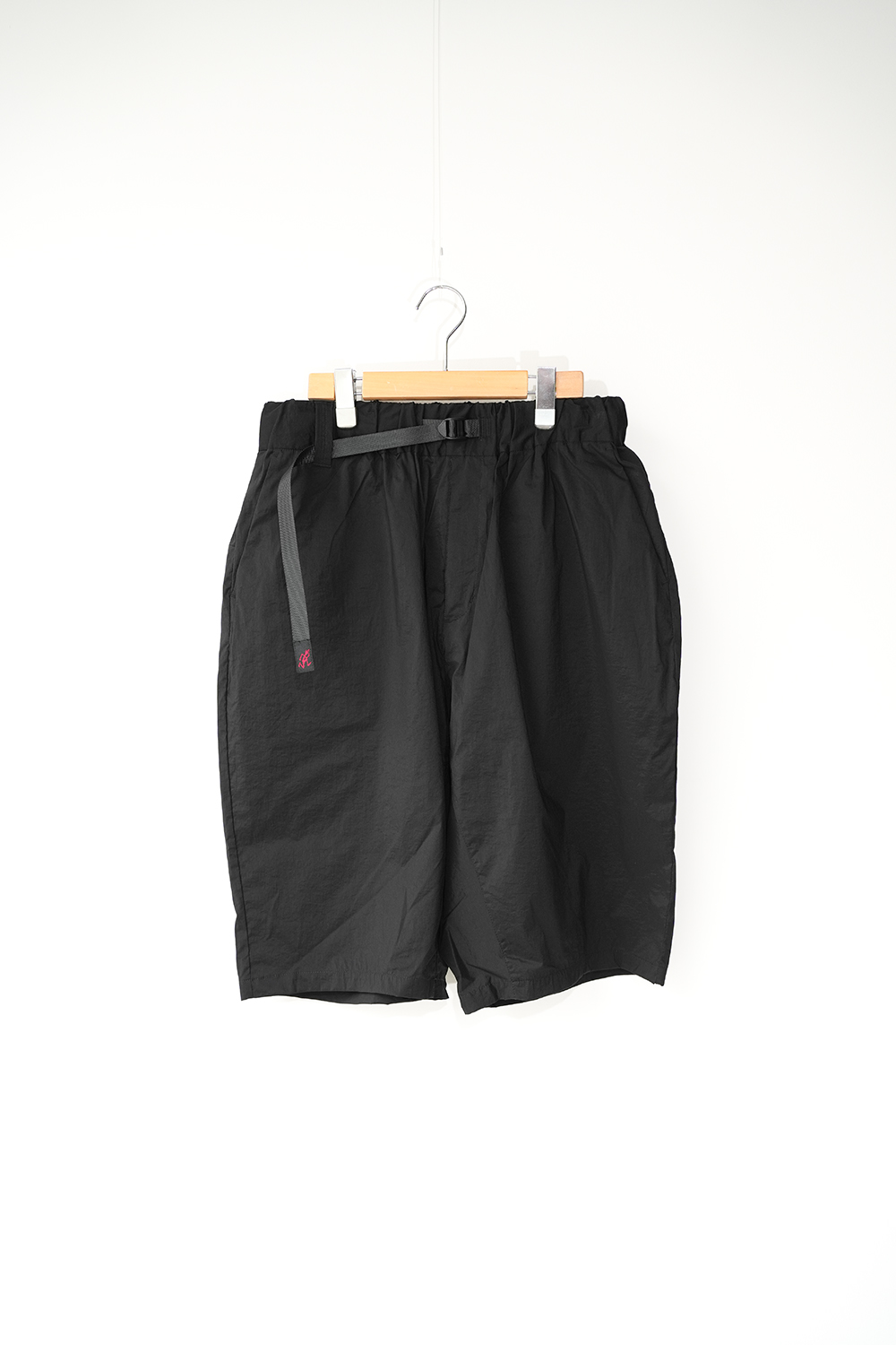 WM×GRAMICCI WIDE EASY SHORT PANTS